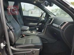 جیپ گراند شیرۆکی